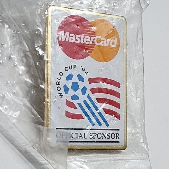 1994 FIFA Soccer World Cup USA Team Lapel Pin Mastercard Official Sponsor Rare - Picture 5 of 7